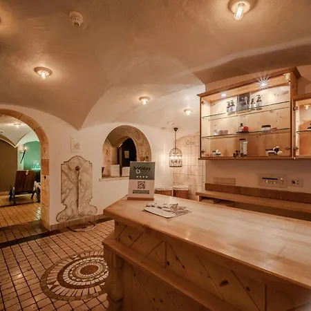 Hotel Hotiday Collection -
