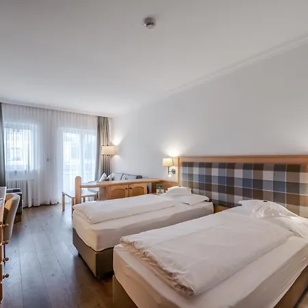 Hotiday Collection - Hotel 4*