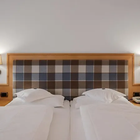 Hotiday Collection - Hotel 4*